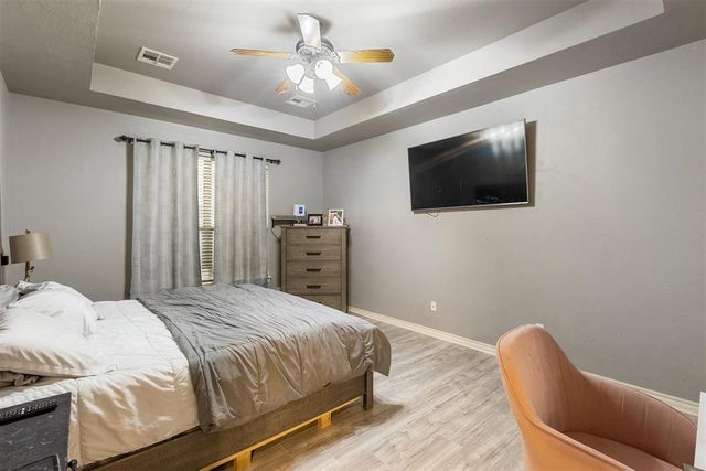 805 Brian Court, Moore, OK 73160