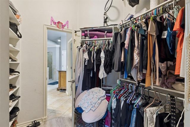 805 Brian Court, Moore, OK 73160