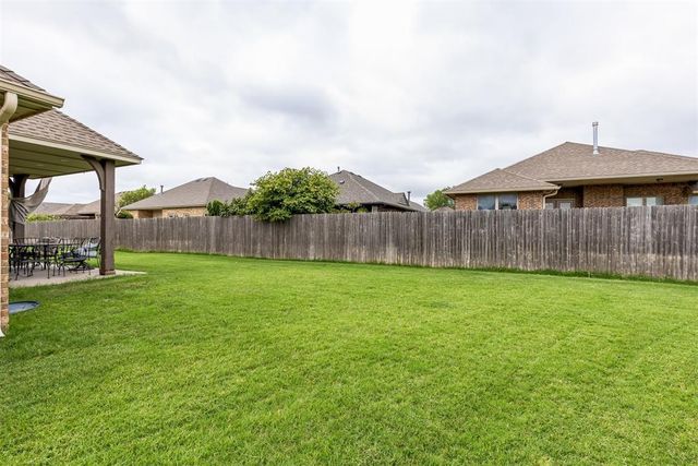 805 Brian Court, Moore, OK 73160