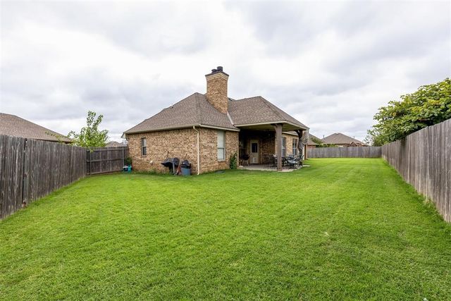805 Brian Court, Moore, OK 73160