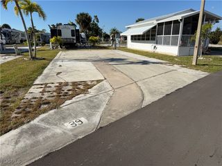 19681 Summerlin #39 RD, Fort Myers, FL 33908