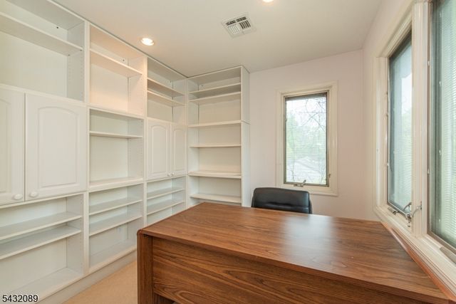 104 Shrewsbury Dr, Livingston Twp., NJ 07039