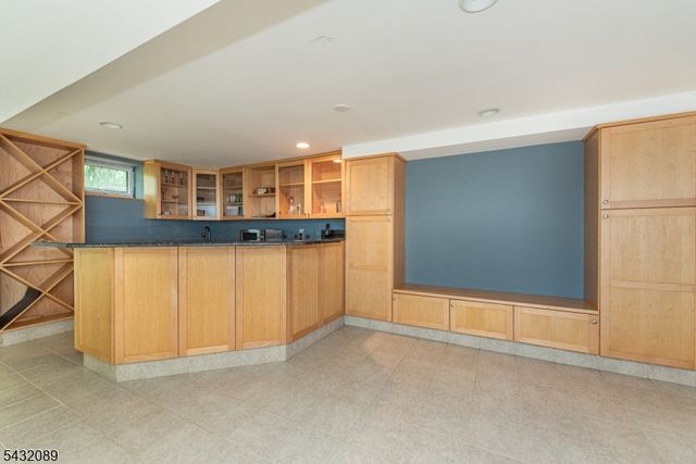 104 Shrewsbury Dr, Livingston Twp., NJ 07039