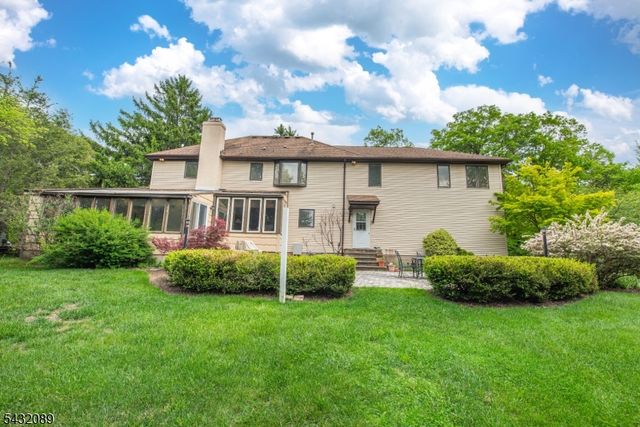 104 Shrewsbury Dr, Livingston Twp., NJ 07039