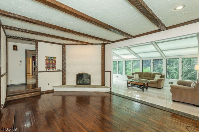 104 Shrewsbury Dr, Livingston Twp., NJ 07039