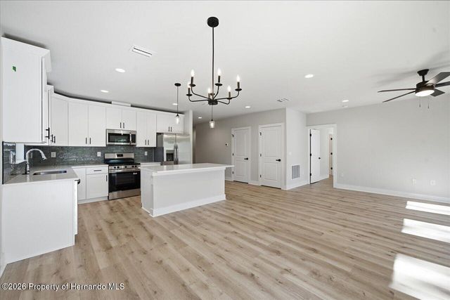 15212 Hawley Road, Weeki Wachee, FL 34614
