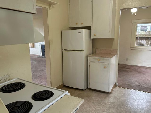 805 Sinex Avenue, Pacific Grove, CA 93950