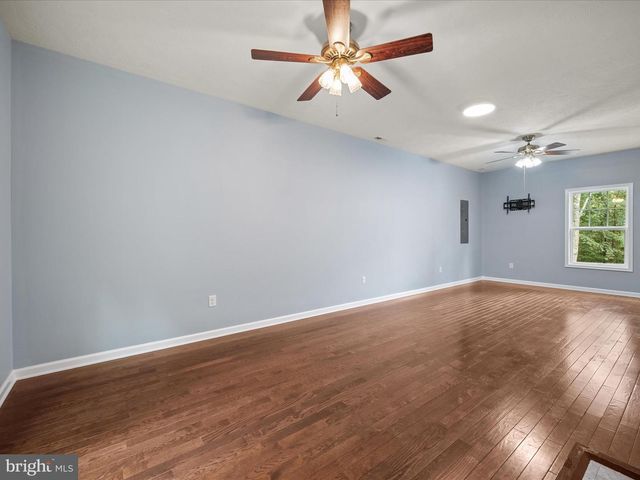 513 PHEASANT DR, Winchester, VA 22602