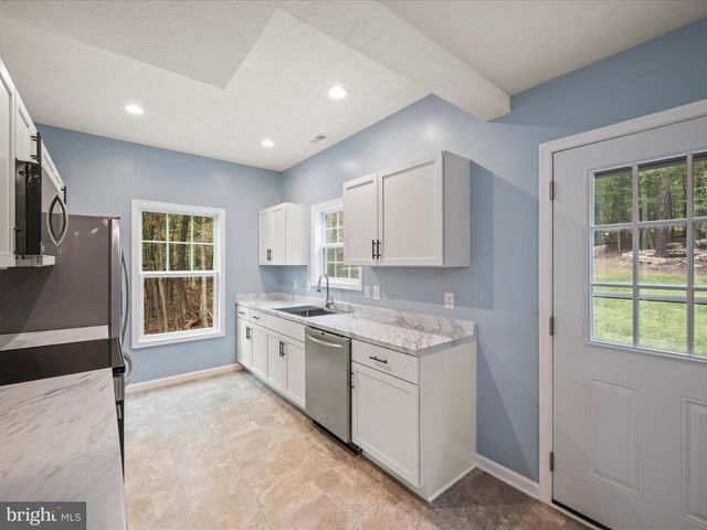 513 PHEASANT DR, Winchester, VA 22602