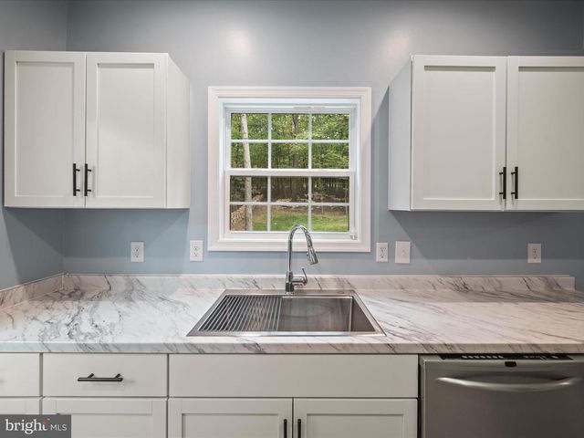 513 PHEASANT DR, Winchester, VA 22602