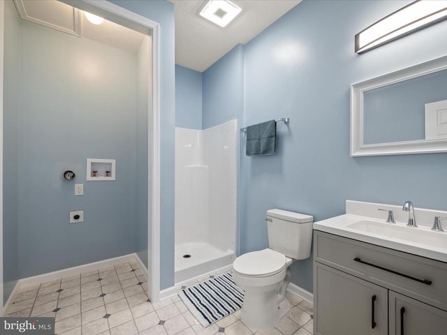 513 PHEASANT DR, Winchester, VA 22602