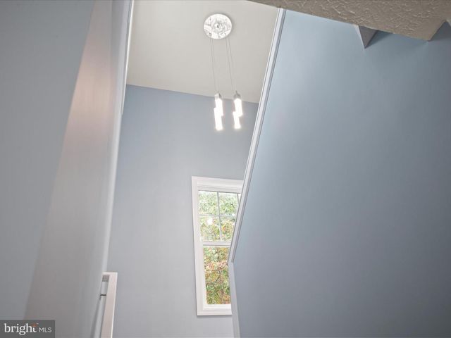 513 PHEASANT DR, Winchester, VA 22602