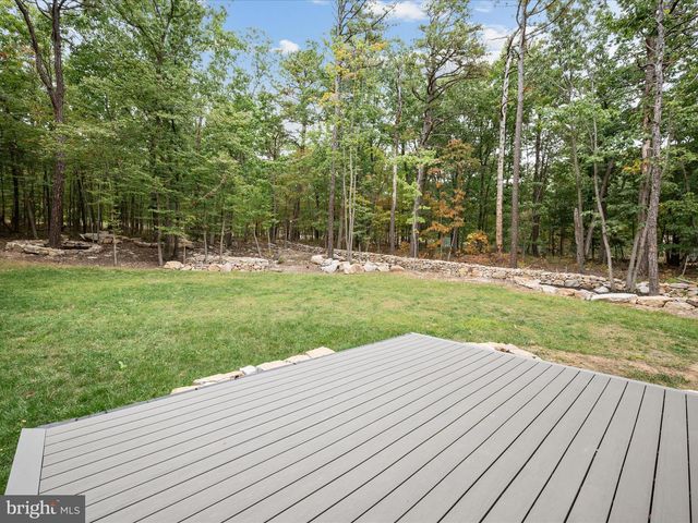 513 PHEASANT DR, Winchester, VA 22602