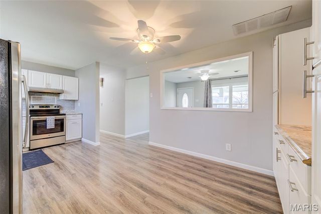 2 Country Lane, Warrenton, MO 63383