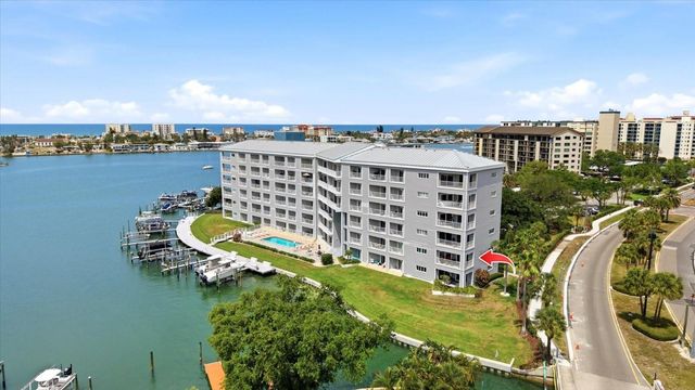 610 ISLAND WAY 201, Clearwater Beach, FL 33767