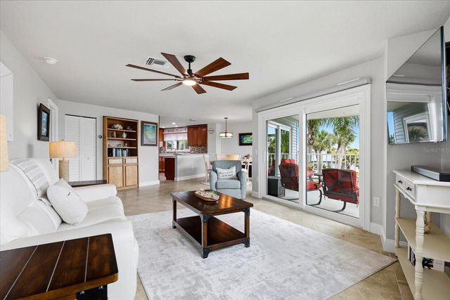 610 ISLAND WAY 201, Clearwater Beach, FL 33767