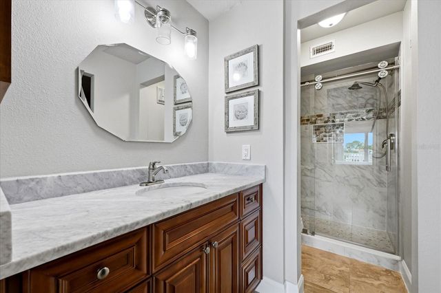 610 ISLAND WAY 201, Clearwater Beach, FL 33767