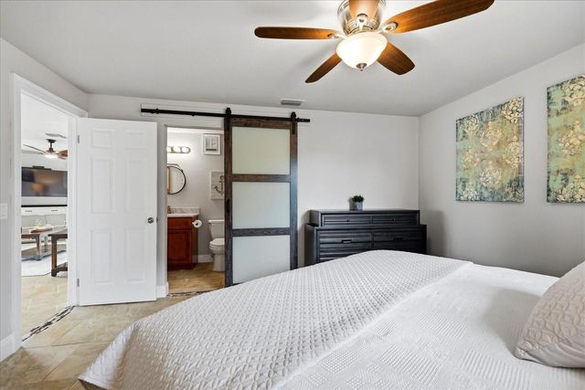 610 ISLAND WAY 201, Clearwater Beach, FL 33767