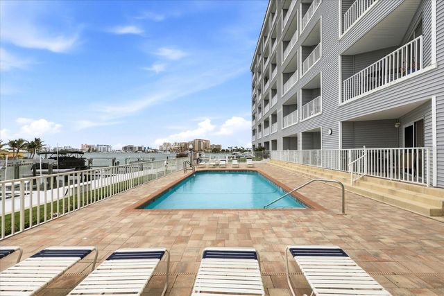 610 ISLAND WAY 201, Clearwater Beach, FL 33767