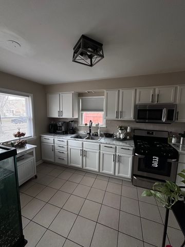 15013 Western Avenue, Harvey, IL 60426