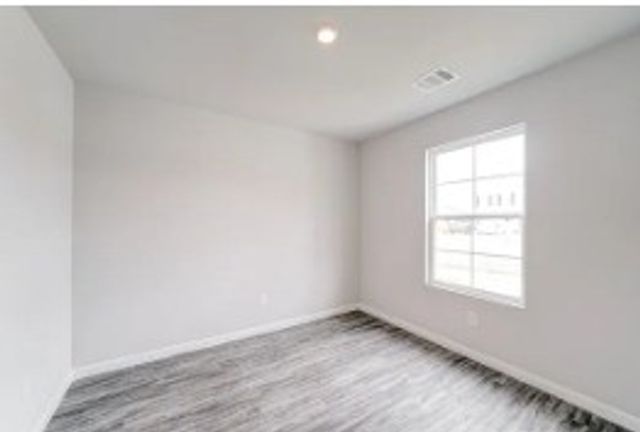 331 Maxine Court, Milford, TX 76670