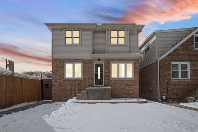 3322 N Pittsburgh Avenue, Chicago, IL 60634