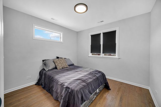 3322 N Pittsburgh Avenue, Chicago, IL 60634