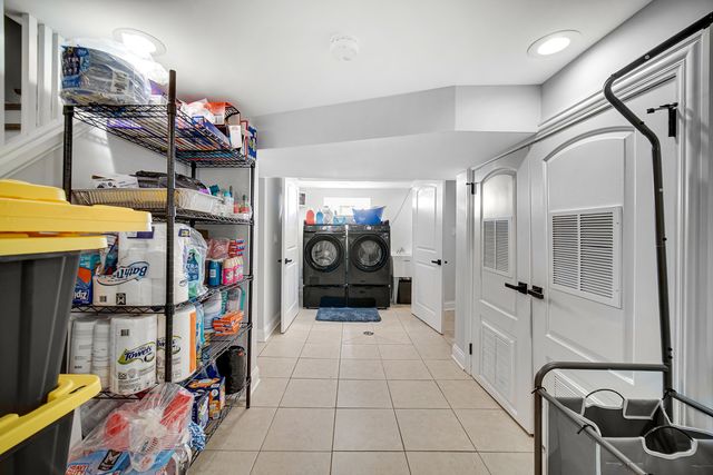 3322 N Pittsburgh Avenue, Chicago, IL 60634