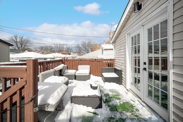 3322 N Pittsburgh Avenue, Chicago, IL 60634