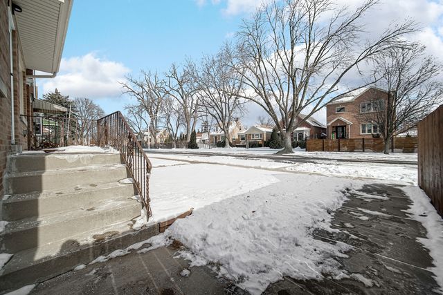 3322 N Pittsburgh Avenue, Chicago, IL 60634