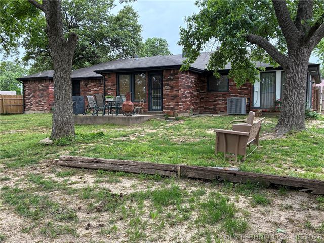 6927 S 29TH West Avenue, Tulsa, OK 74132