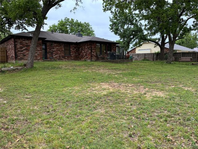 6927 S 29TH West Avenue, Tulsa, OK 74132