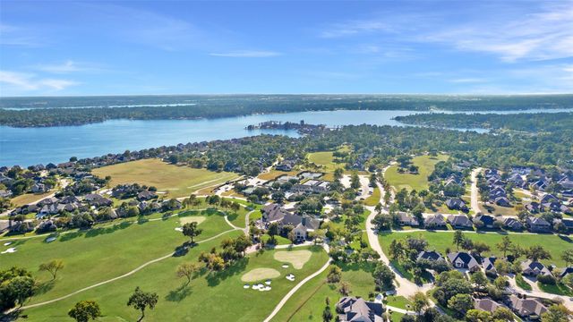 12 Monterrey Road E, Montgomery, TX 77356