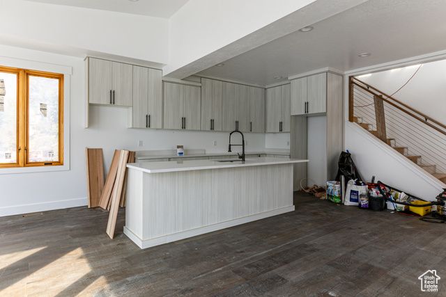 627 N DARWIN ST, Salt Lake City, UT 84103