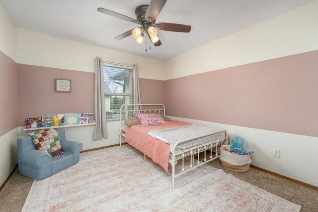 2905 E Lanners Cir, Wichita, KS 67219