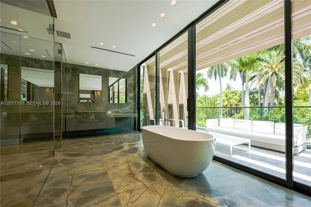 2520 Shelter Ave, Miami Beach, FL 33140