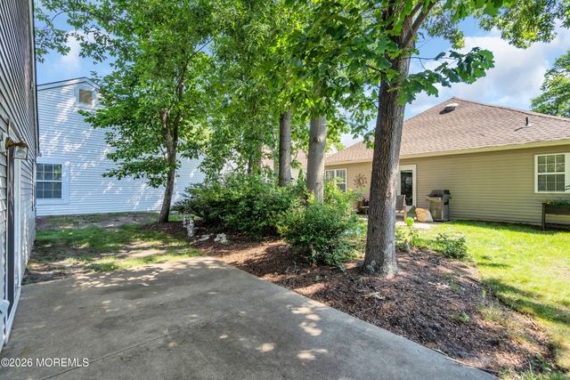 22 S Avon Drive, Jackson, NJ 08527