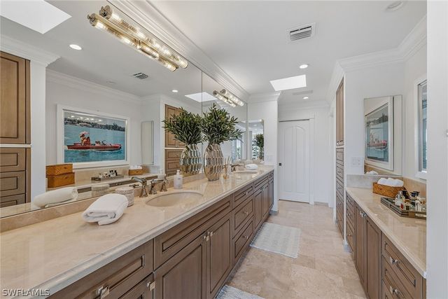 4400 Gulf Shore BLVD N 4-405, Naples, FL 34103