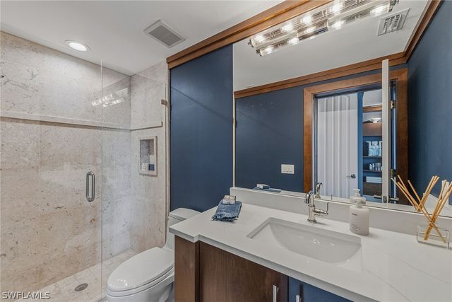 4400 Gulf Shore BLVD N 4-405, Naples, FL 34103