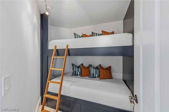 4400 Gulf Shore BLVD N 4-405, Naples, FL 34103