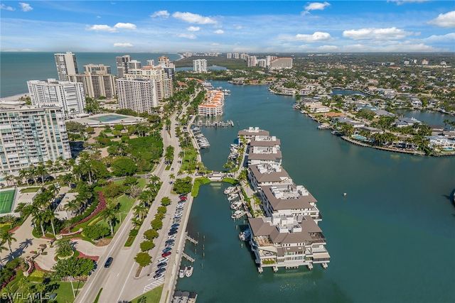 4400 Gulf Shore BLVD N 4-405, Naples, FL 34103