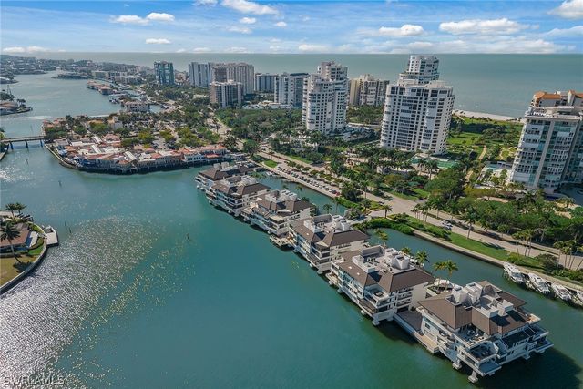 4400 Gulf Shore BLVD N 4-405, Naples, FL 34103