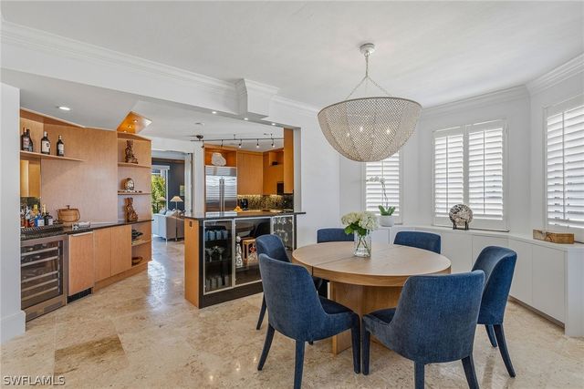 4400 Gulf Shore BLVD N 4-405, Naples, FL 34103