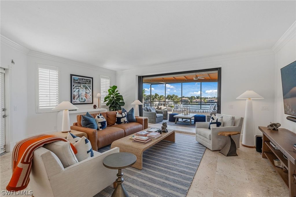 4400 Gulf Shore BLVD N 4-405, Naples, FL 34103