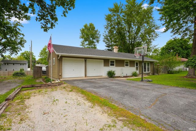 3359 Eastwood Drive, Fort Wayne, IN 46805