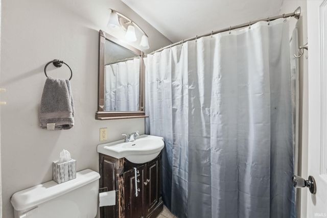 3359 Eastwood Drive, Fort Wayne, IN 46805