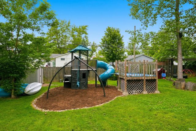 3359 Eastwood Drive, Fort Wayne, IN 46805