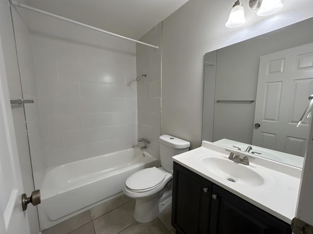 7600 Saint Amant PL A, Austin, TX 78749