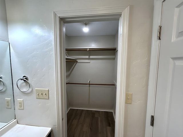 7600 Saint Amant PL A, Austin, TX 78749