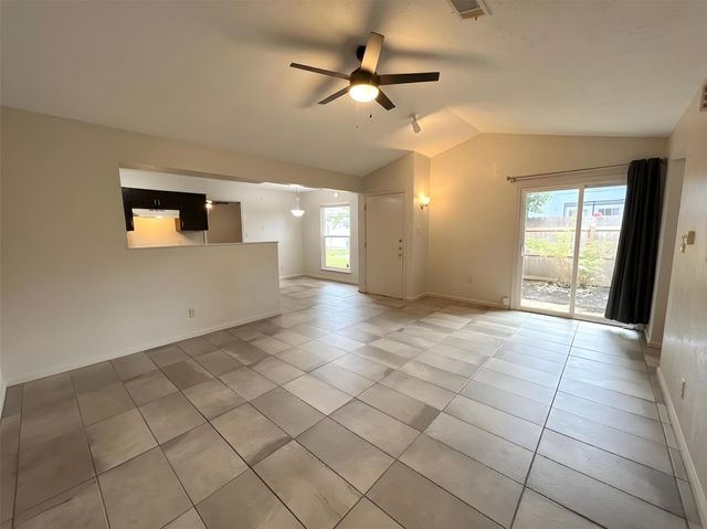 7600 Saint Amant PL A, Austin, TX 78749